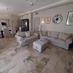 La Casa Di Luzzo