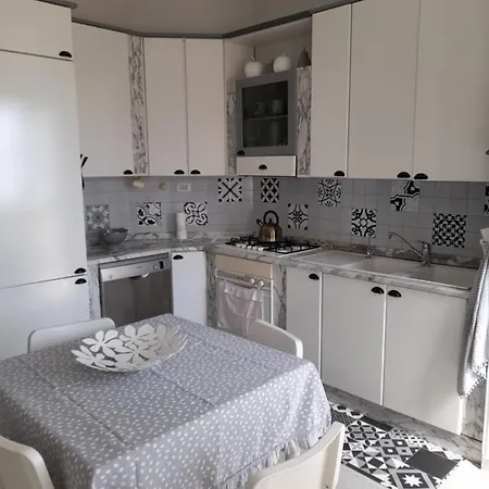 דירה La Casa Di Luzzo אגריג'נטו