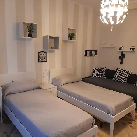La Casa Di Luzzo אגריג'נטו